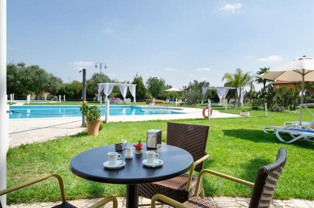 Amaregold Tenuta La Baronessa Resort Tuglie Zewnętrze zdjęcie